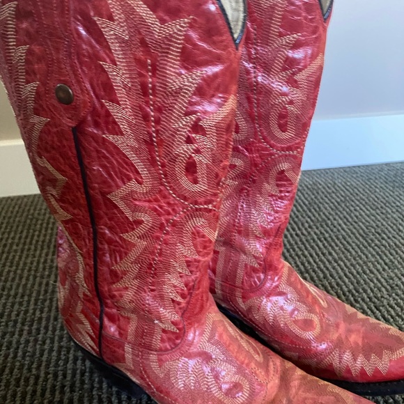 Like new women’s cowboy boots. - Picture 2 of 2